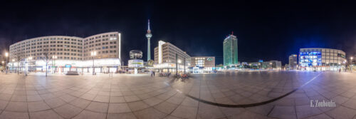 Berlin Gravitation - 360 Grad Fotografie am Alexanderplatz Berlin bei Nacht