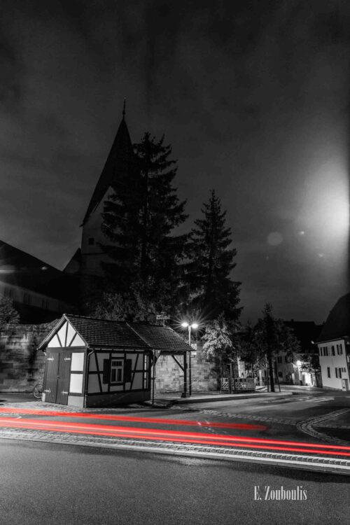 Nachtaufnahme an der Nikomedeskirche in Hildrizhausen bei Böblingen.