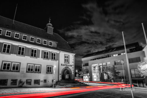 Nachtaufnahme in Holzgerlingen am Rathaus an der Böblinger Str.